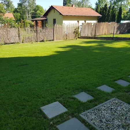 Laboum * Balatonszárszó